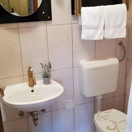 In 33579 Apartment