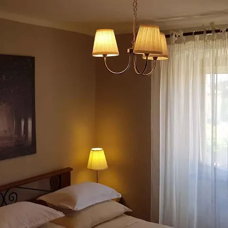 Stelio 33579 Apartamento Pula